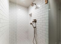 Webster-Ct.-51-Lift-Loft-Shower