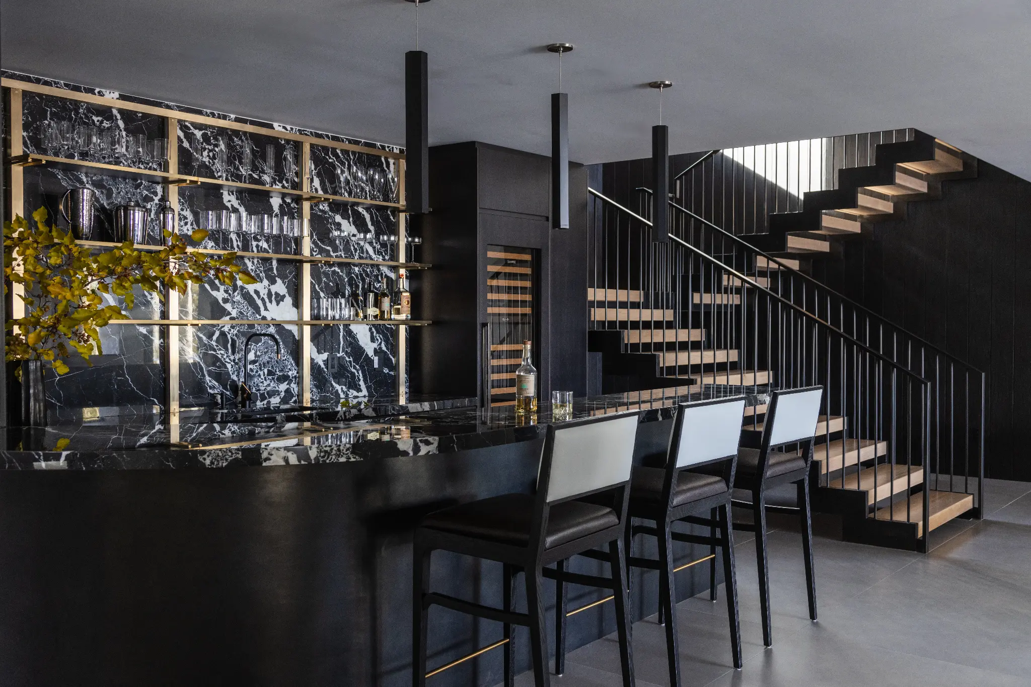 327 – WPC – 2024 – Interior — photo 22