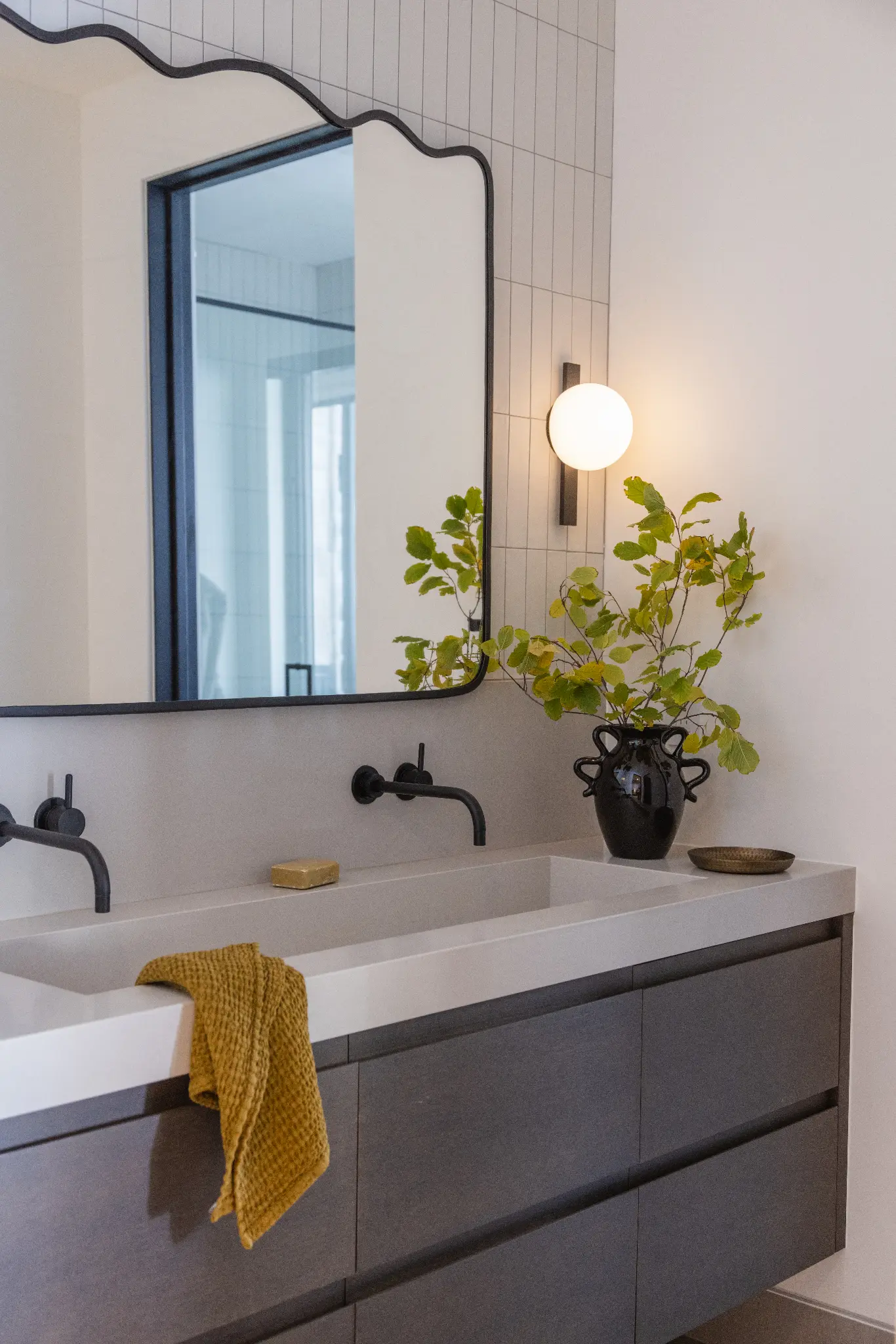 327 – WPC – 2024 – Interior — photo 25