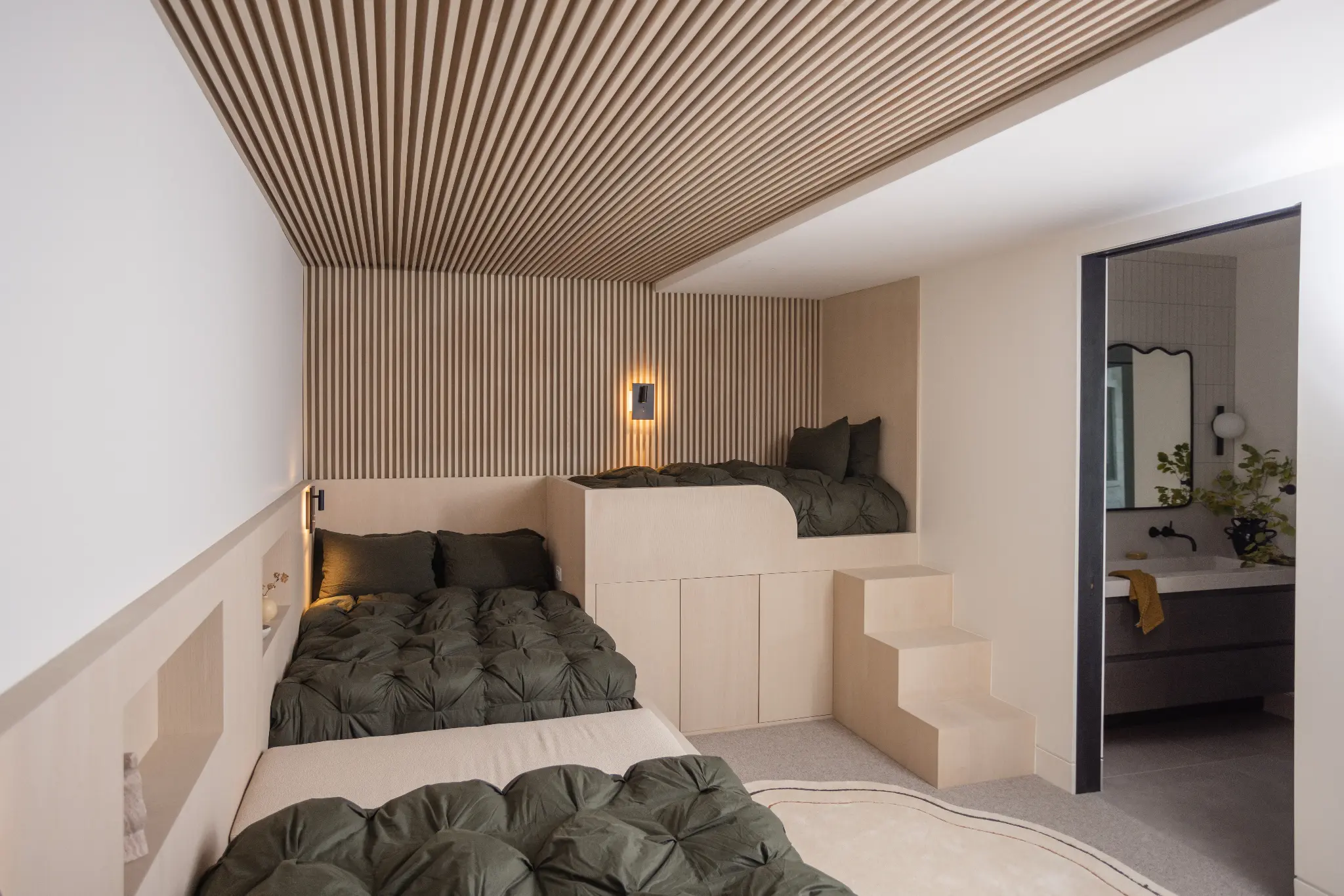 327 – WPC – 2024 – Interior — photo 28