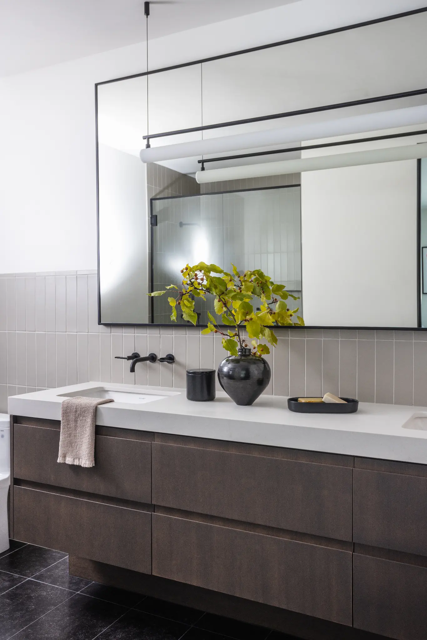 327 – WPC – 2024 – Interior — photo 29