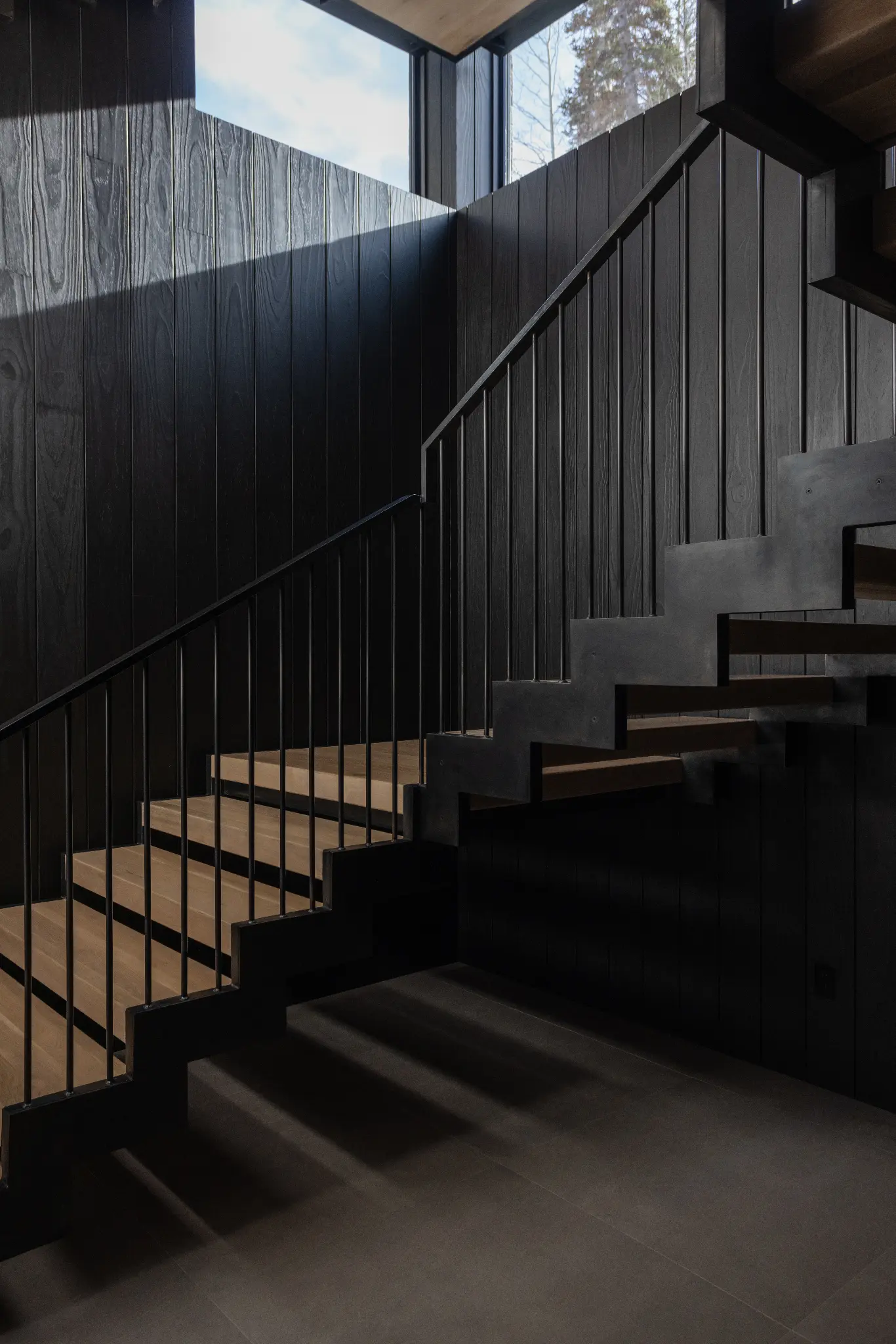 327 – WPC – 2024 – Interior — photo 41