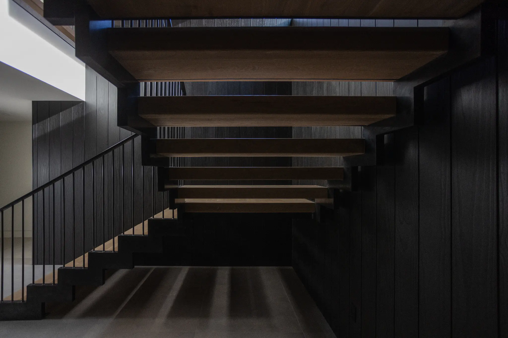 327 – WPC – 2024 – Interior — photo 44