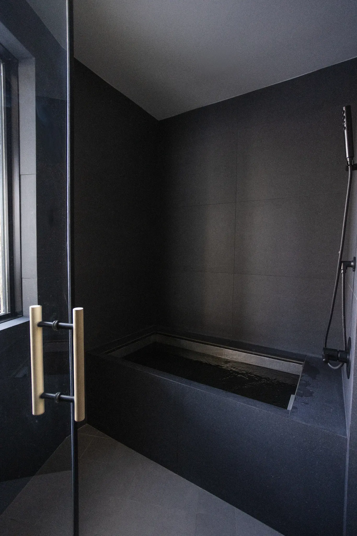 327 – WPC – 2024 – Interior — photo 48