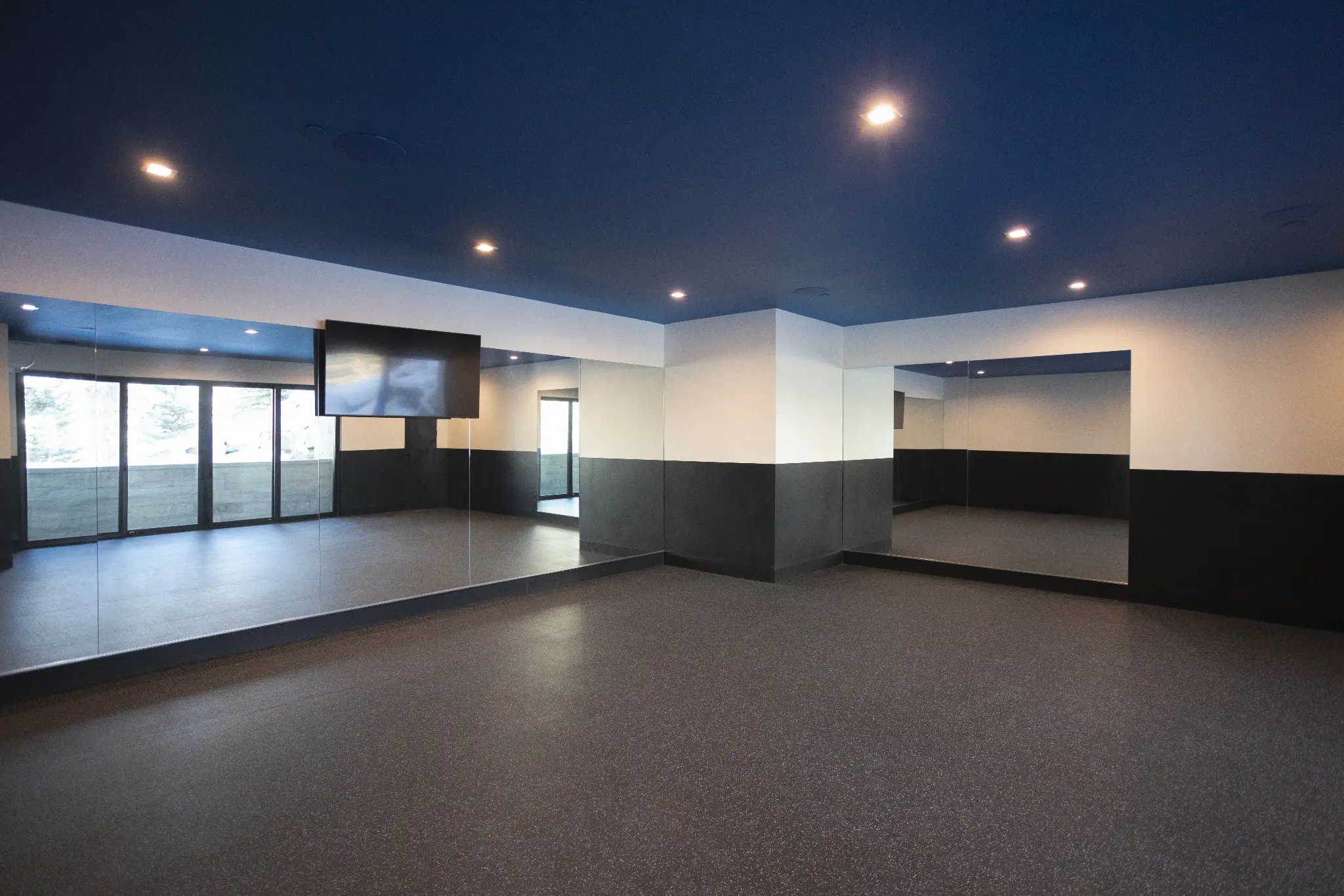 327 – WPC – 2024 – Interior — photo 52