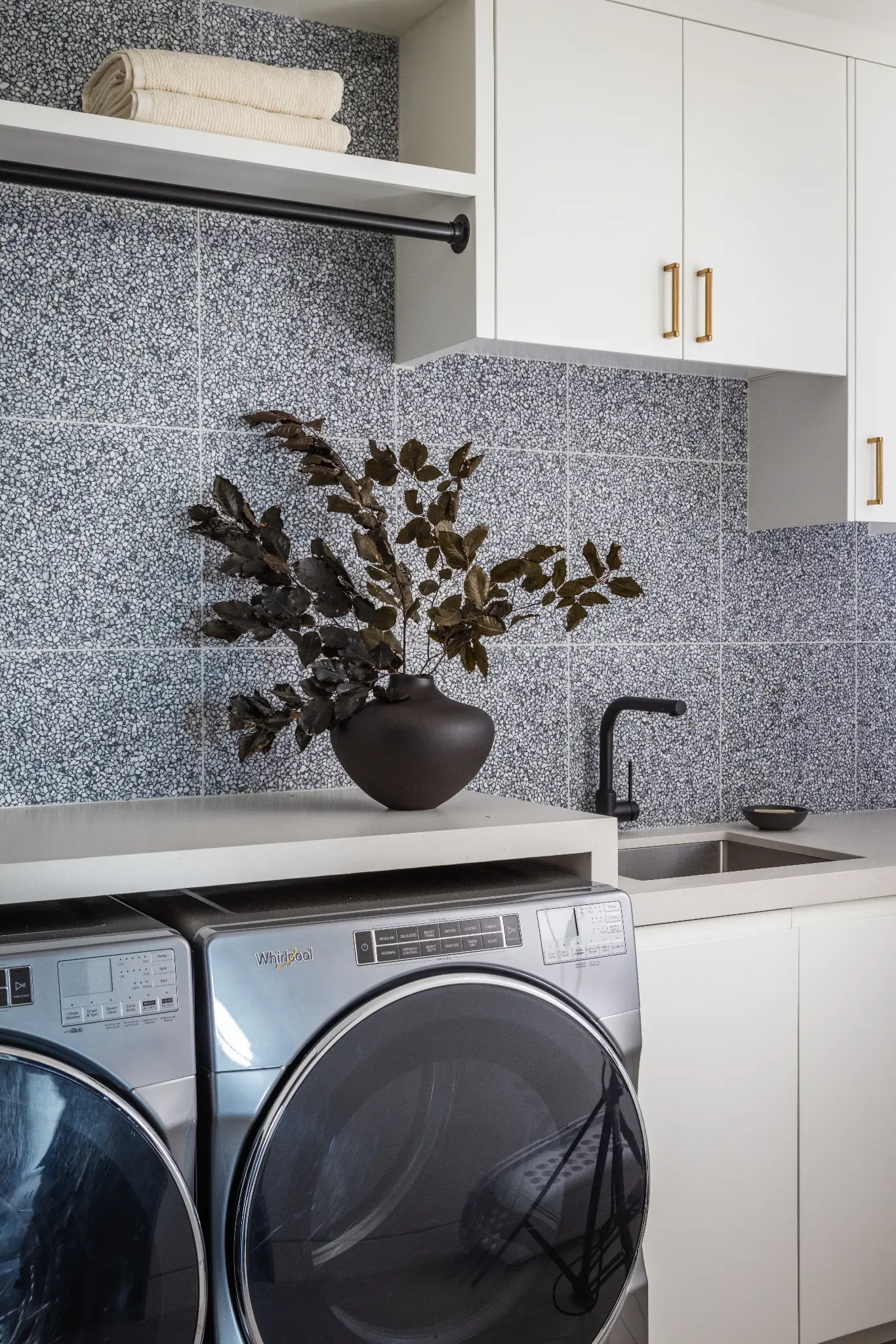 327 – WPC – 2024 – Interior — photo 55