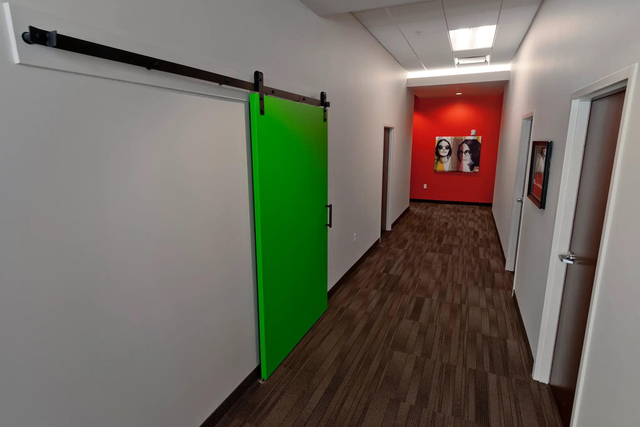 Image Eyes – Tenant Finish — photo 22