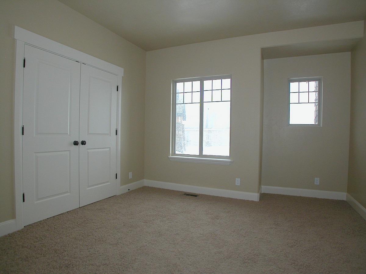 Red Maple Court — photo 18