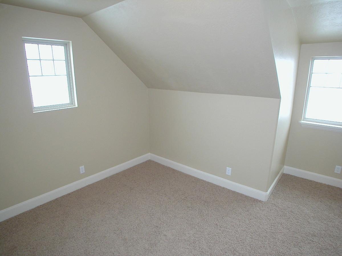 Red Maple Court — photo 17