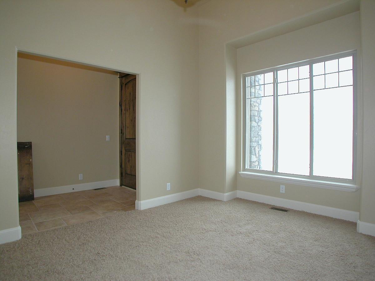 Red Maple Court — photo 11