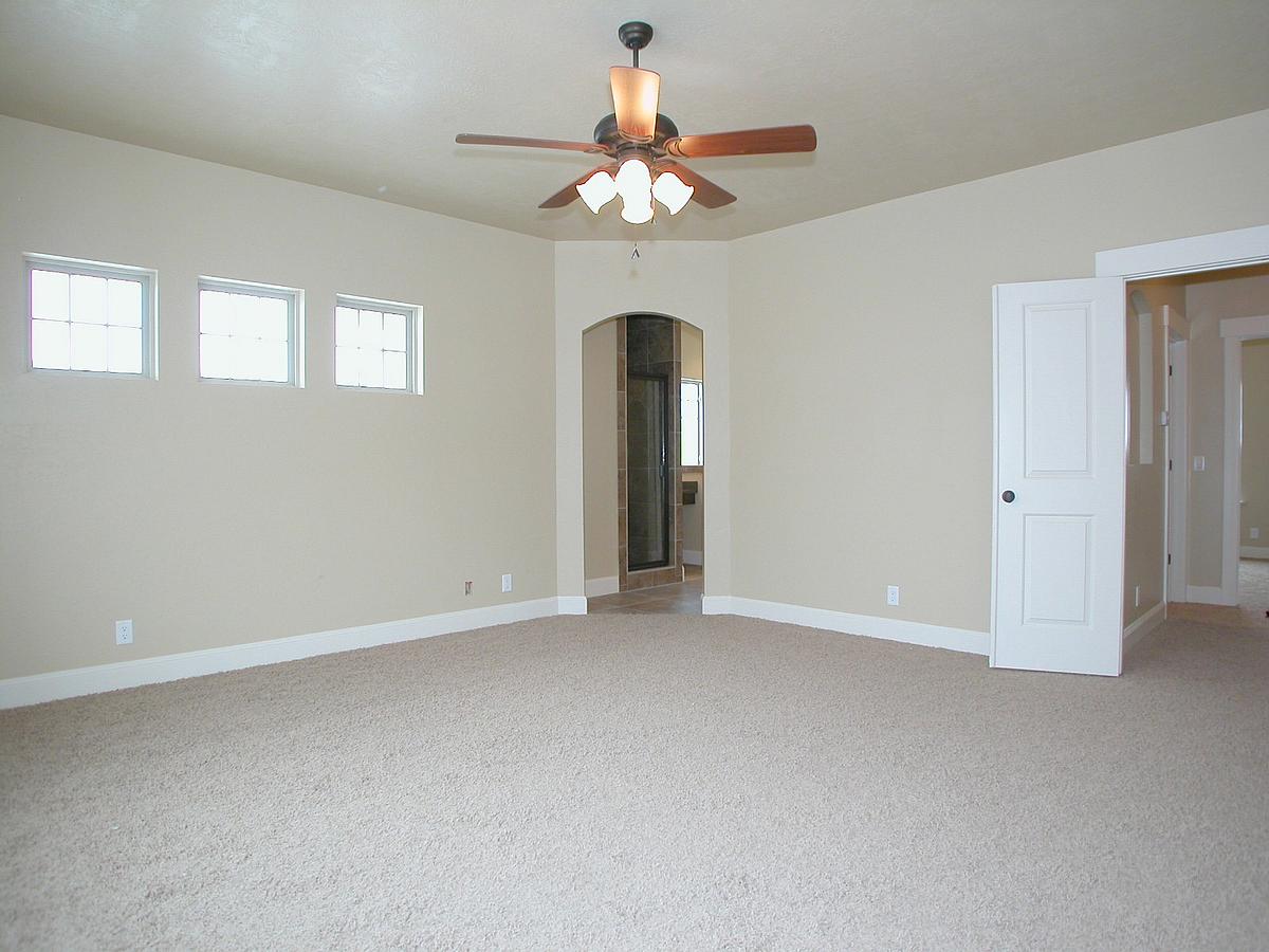 Red Maple Court — photo 13