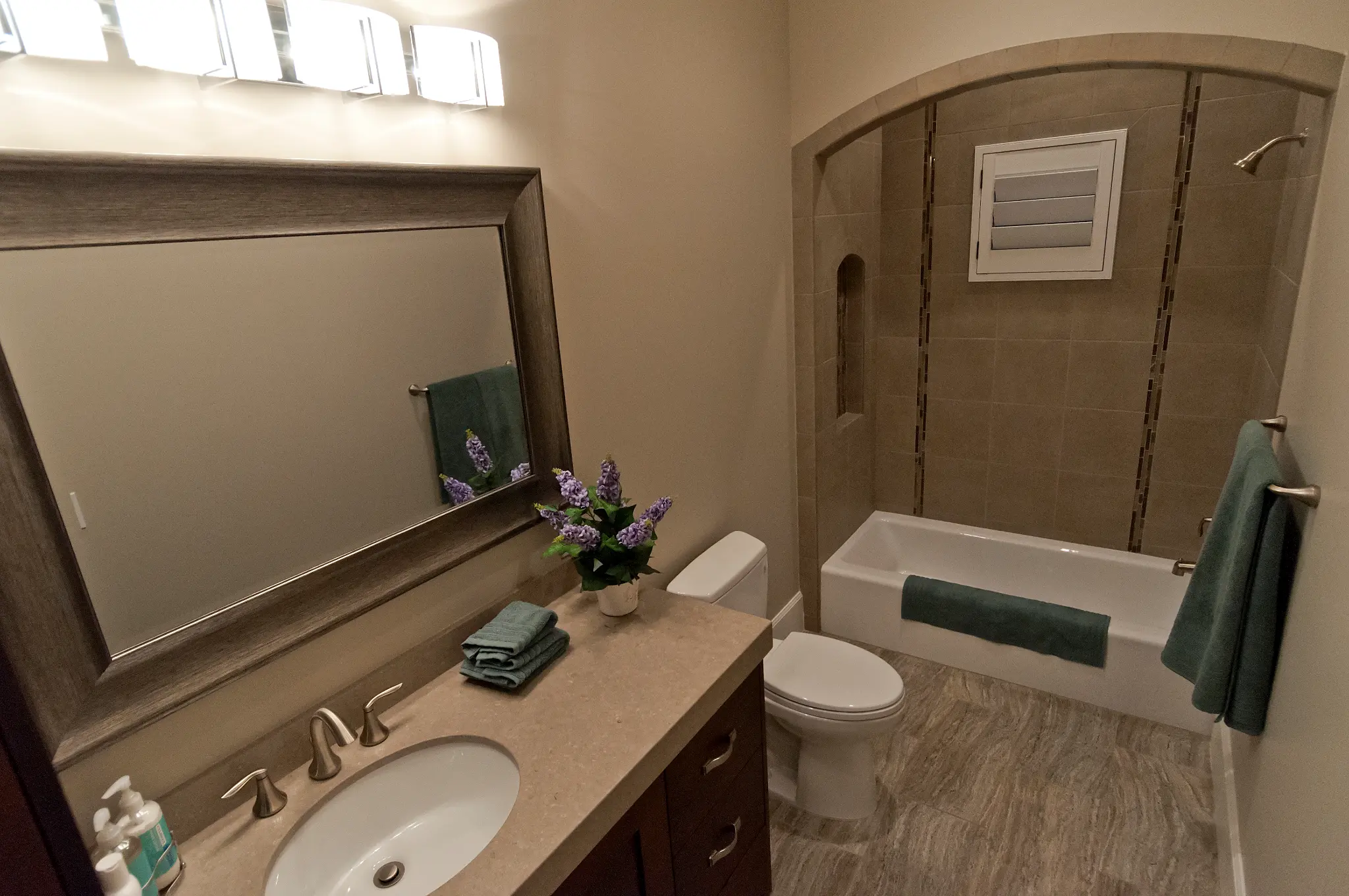 Viewmont — photo 24