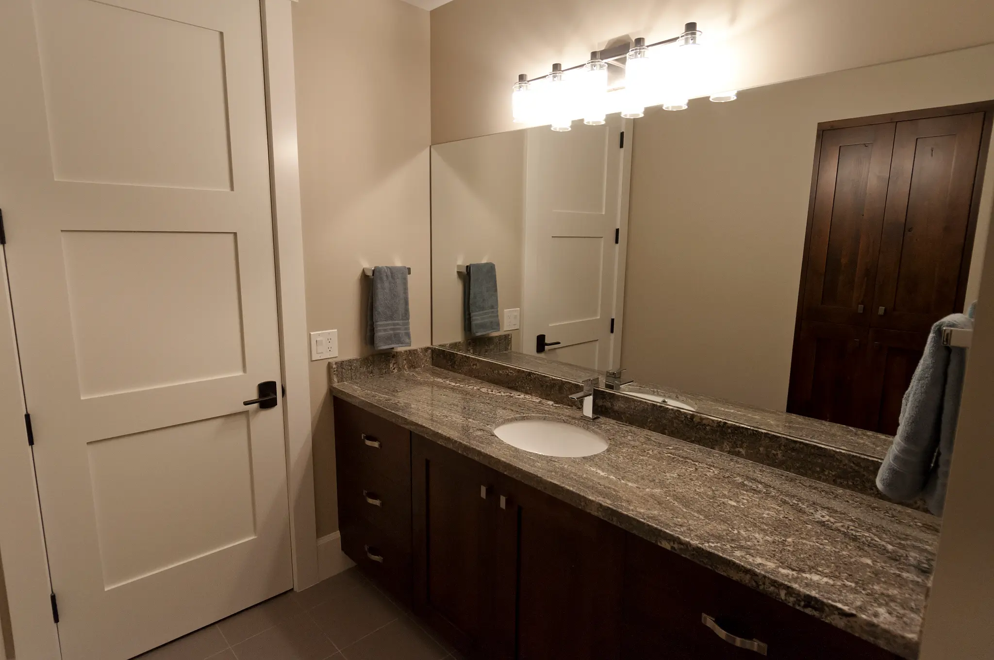 Viewmont — photo 49